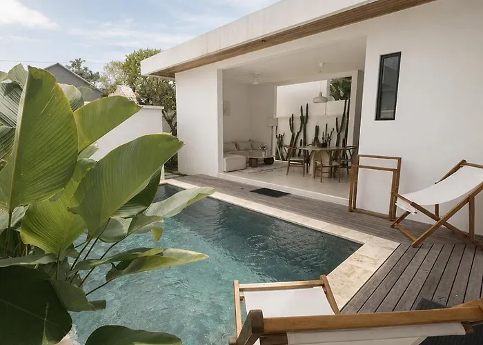 Nakuh Uluwatu
